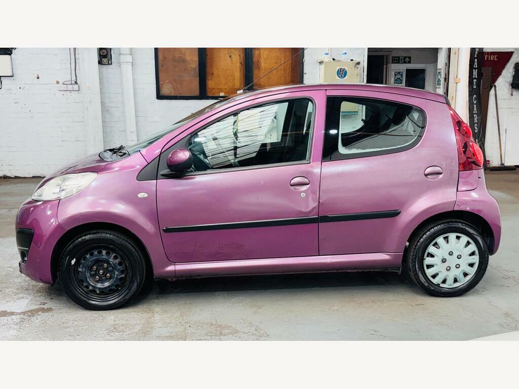 Peugeot 107 1.0 Active Silver #8