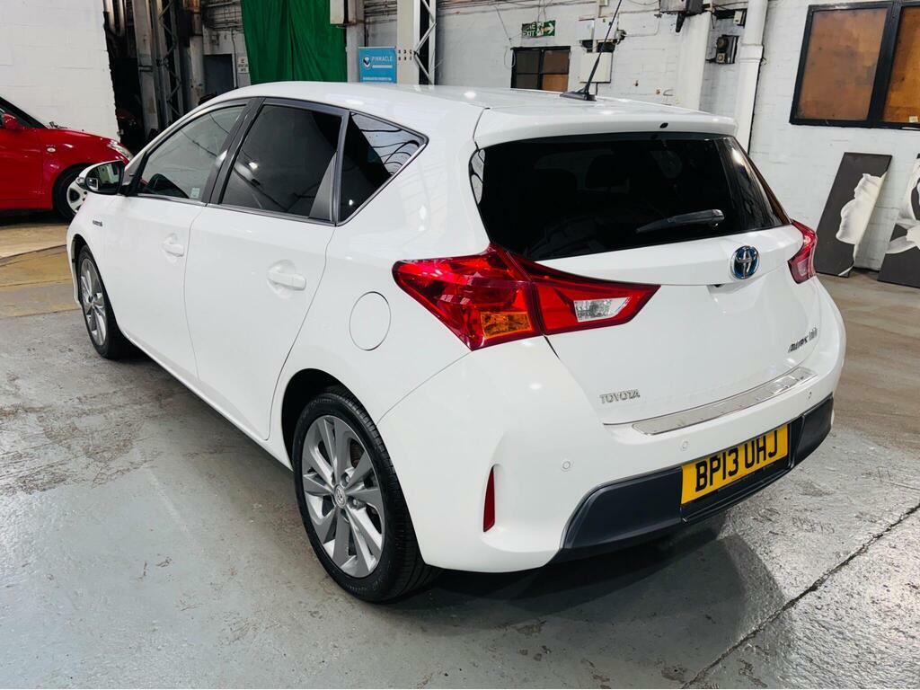 Toyota Auris 1.8 Vvt-h Excel Cvt Euro 5 S S White #6