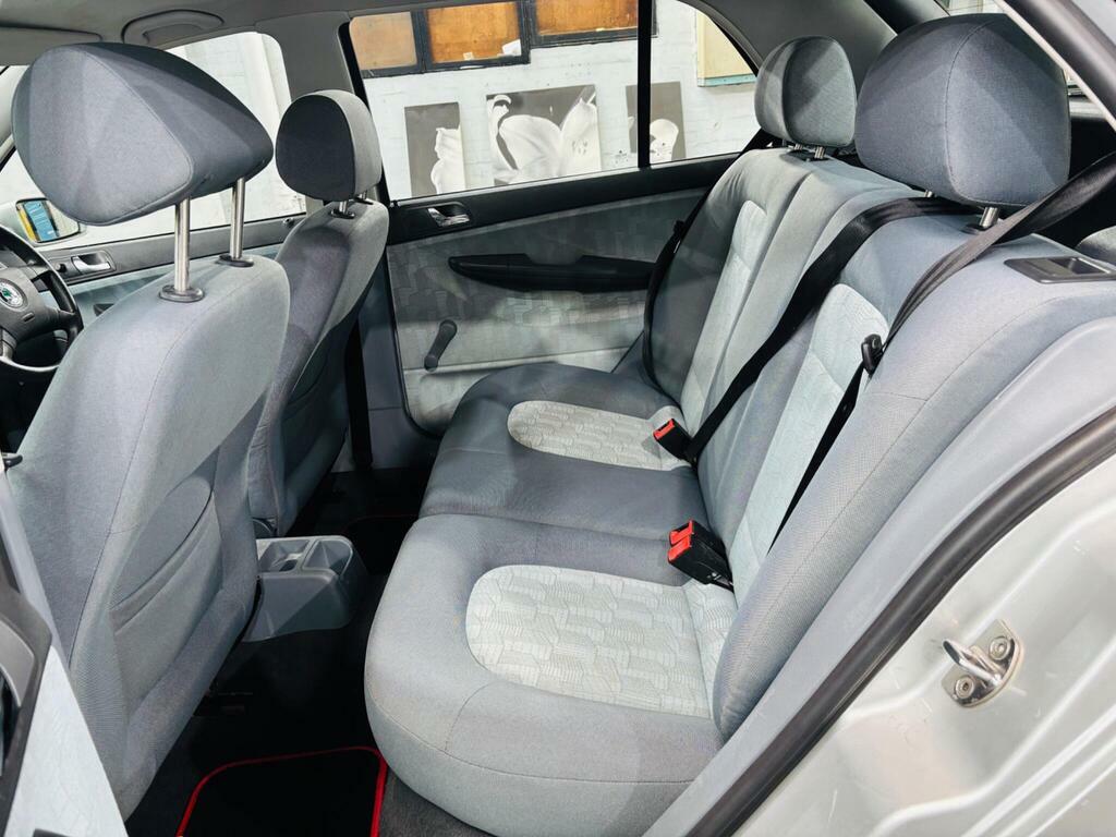 Skoda Fabia 1.4 16V Classic Estate Silver #14