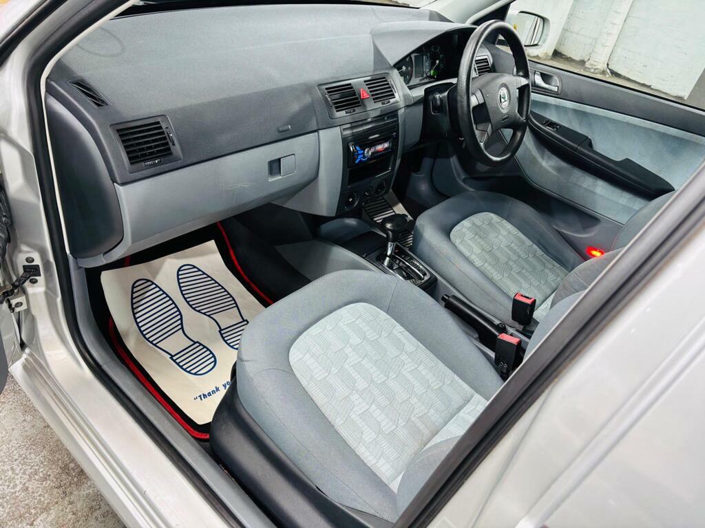 Skoda Fabia 1.4 16V Classic Estate Silver #12