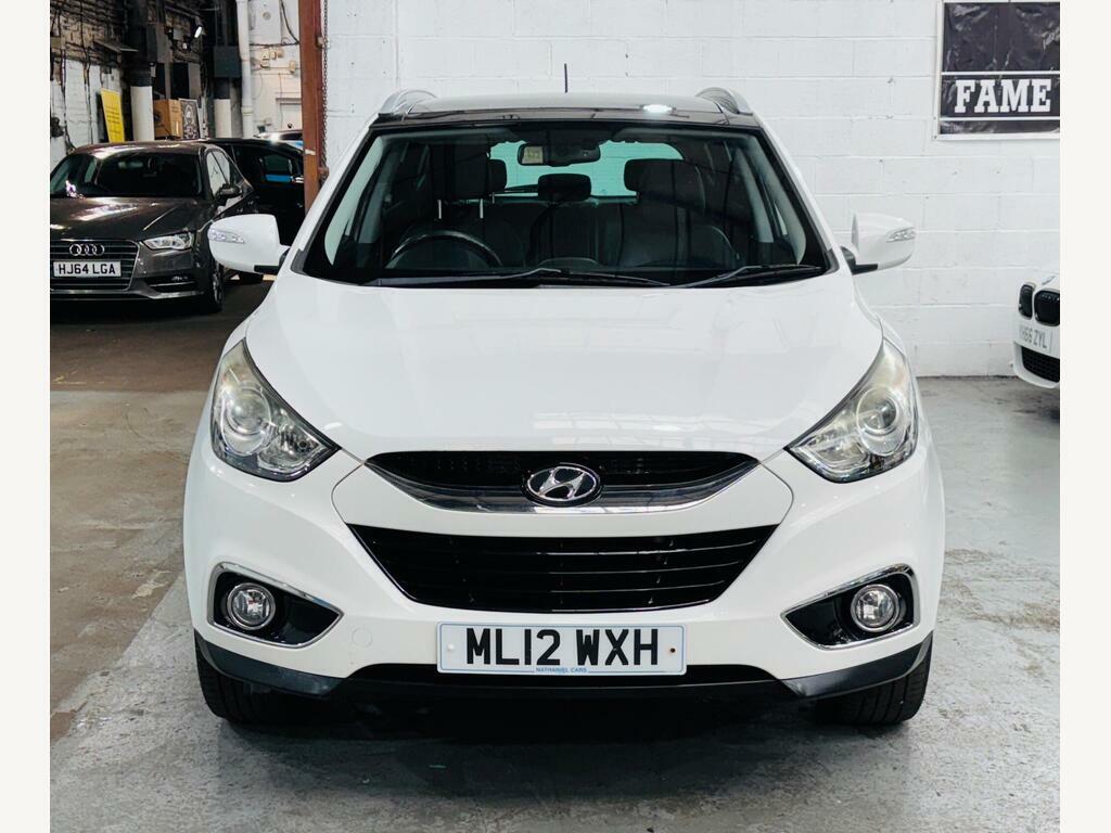Hyundai Ix35 2.0 Crdi Premium 4Wd Euro 5 White #2