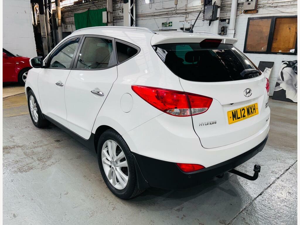 Hyundai Ix35 2.0 Crdi Premium 4Wd Euro 5 White #6
