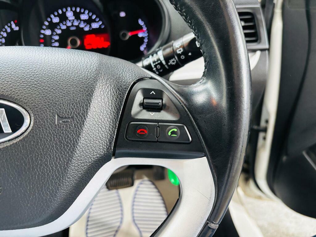 Kia Picanto 1 5-Door Black #16