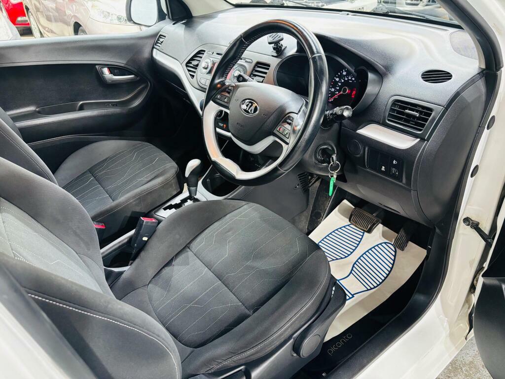 Kia Picanto 1 5-Door Black #9