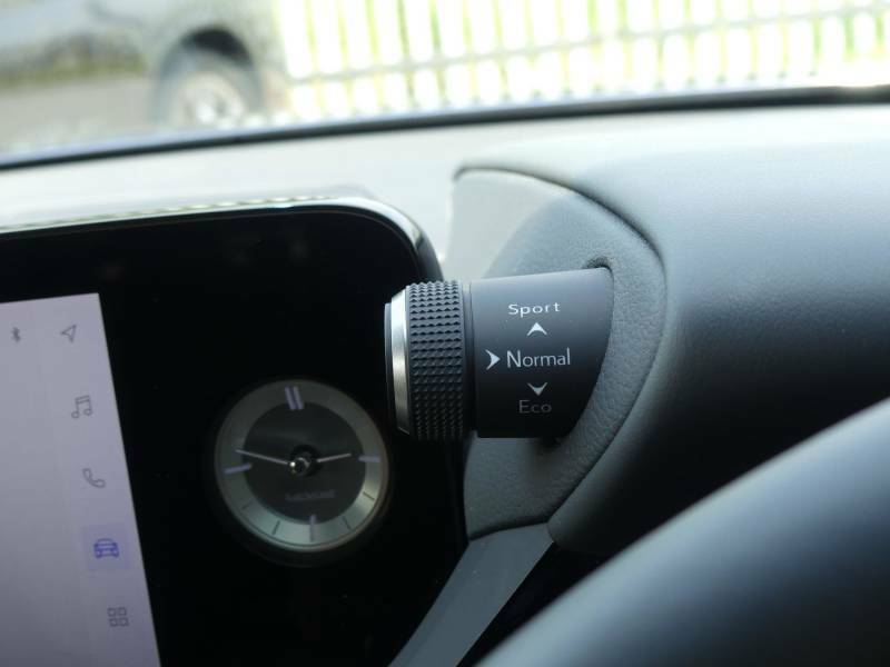 Lexus ES 2.5 300H Premium Edition Saloon Hybrid White #23