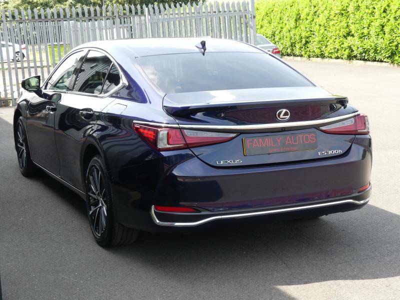 Lexus ES 2.5 300H Premium Edition Saloon Hybrid White #10