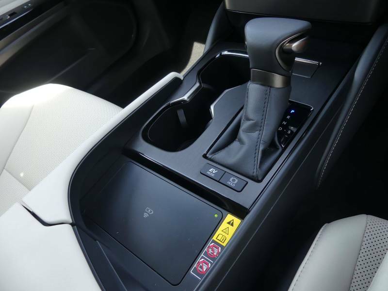 Lexus ES 2.5 300H Premium Edition Saloon Hybrid White #16