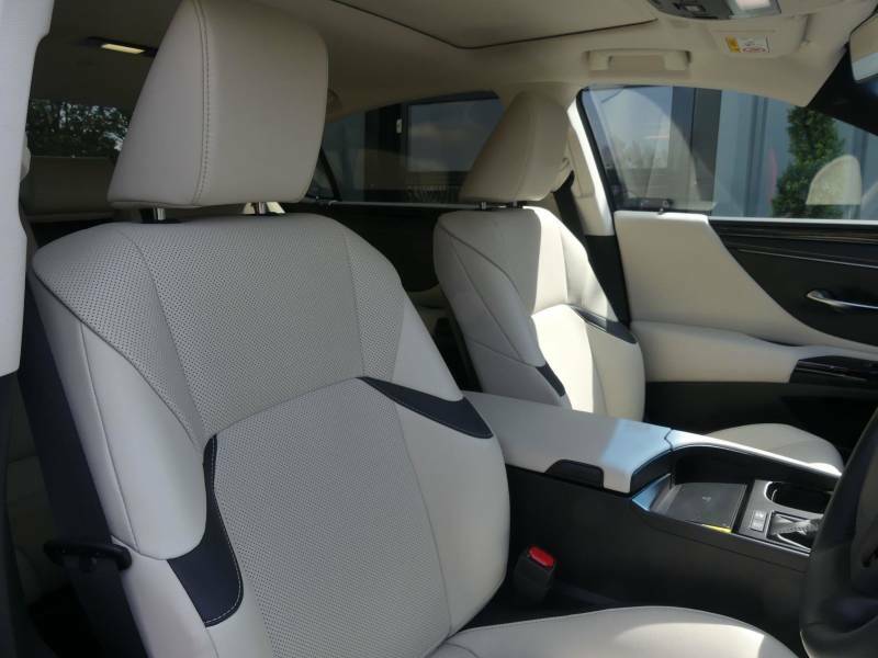 Lexus ES 2.5 300H Premium Edition Saloon Hybrid White #14