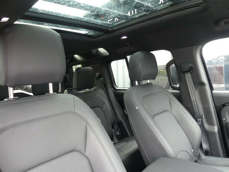 Land Rover Defender 110 3.0 D250 X-dynamic Se 110 7 Seat PK26CZR Black #2
