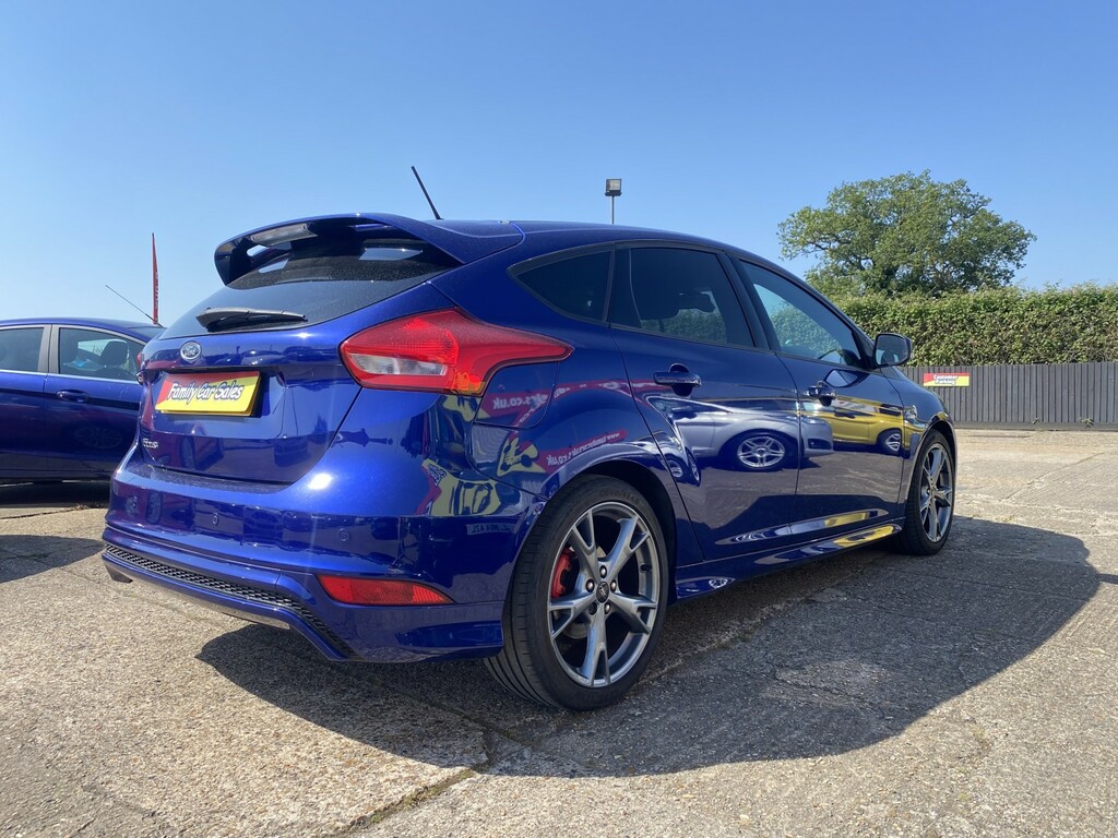 Ford Focus Hatchback 1.5 Tdci St-line X 201818 BL18ZJE Blue #2