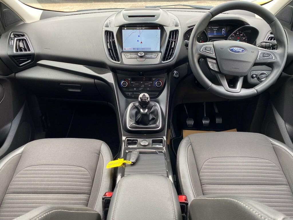 Ford Kuga 1.5 Tdci Ecoblue Titanium Edition Black #6