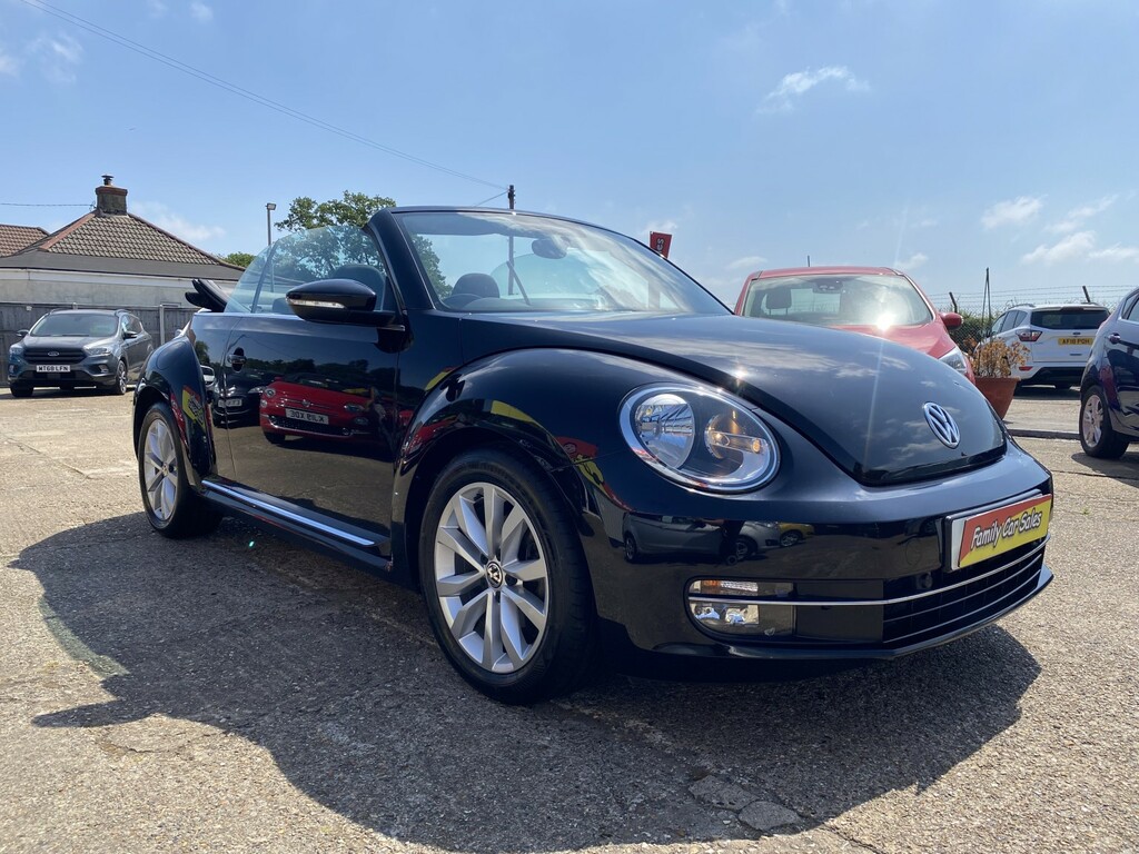 Volkswagen Beetle Hatchback Black #30