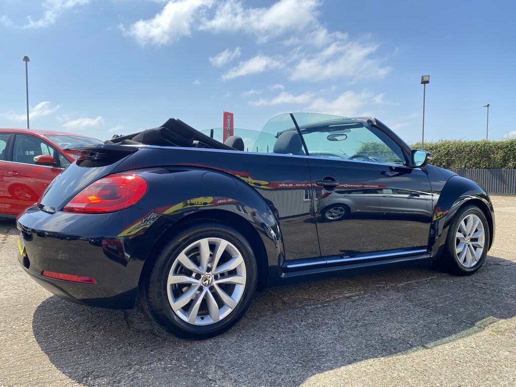 Volkswagen Beetle Hatchback Black #31