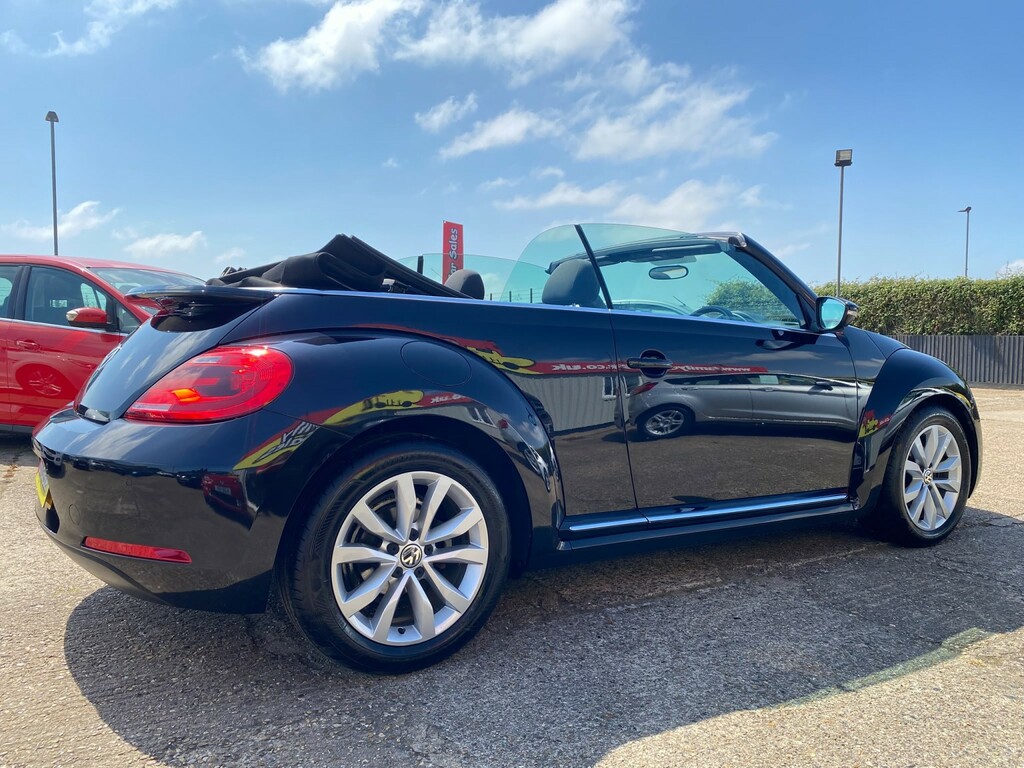 Volkswagen Beetle 1.6 Tdi Bluemotion Tech Design Black #2