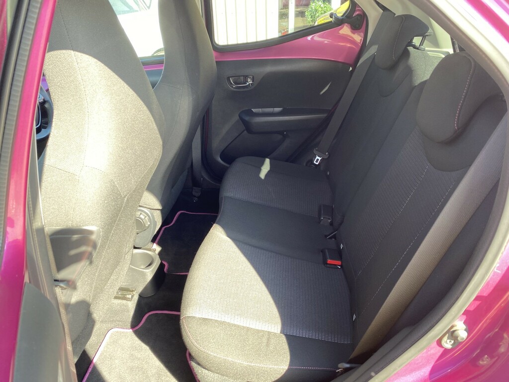 Toyota Aygo   #16