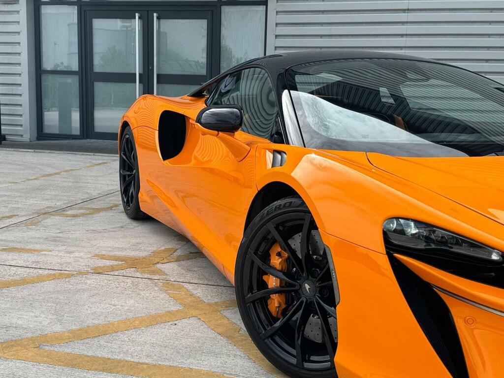 McLaren Artura Electric Blue #9
