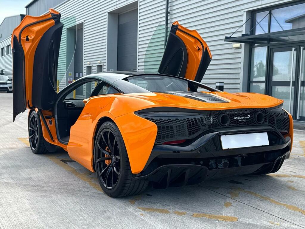 McLaren Artura Electric Blue #35
