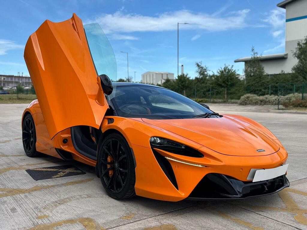 McLaren Artura Electric Blue #30