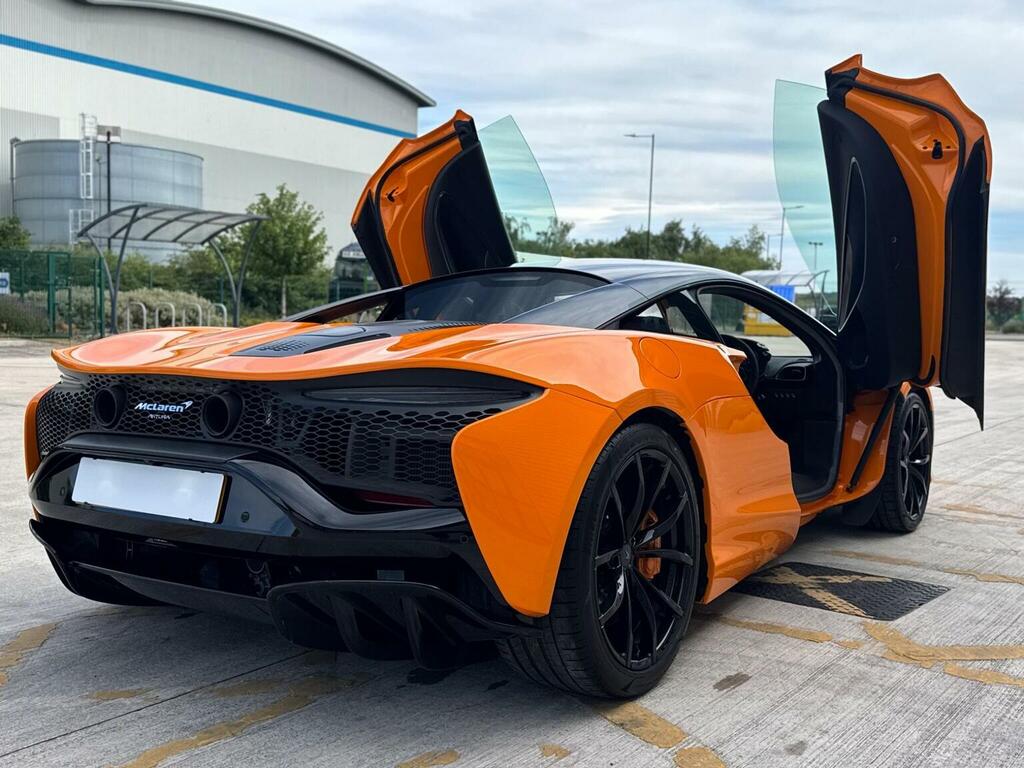 McLaren Artura Electric Blue #33