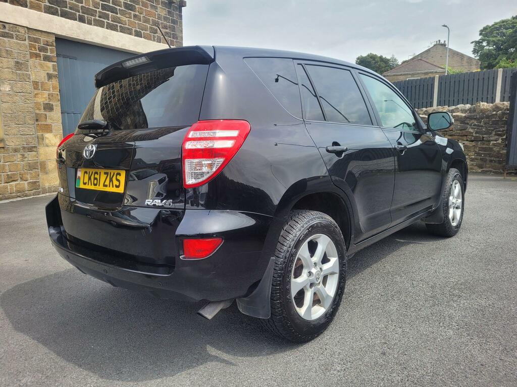 Toyota Rav 4 Xt-r Black #3