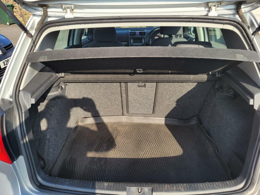 Volkswagen Golf Hatchback Silver #34