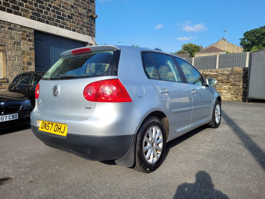 Volkswagen Golf Hatchback Silver #3