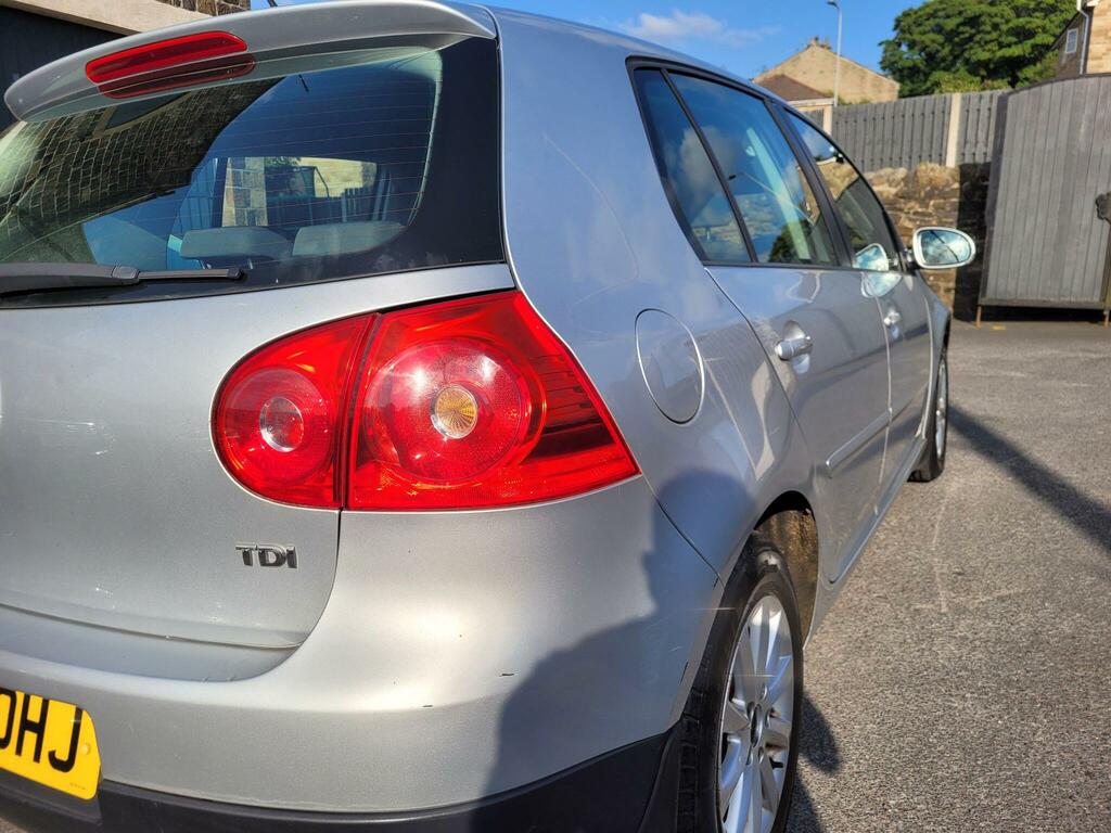 Volkswagen Golf Hatchback Silver #11