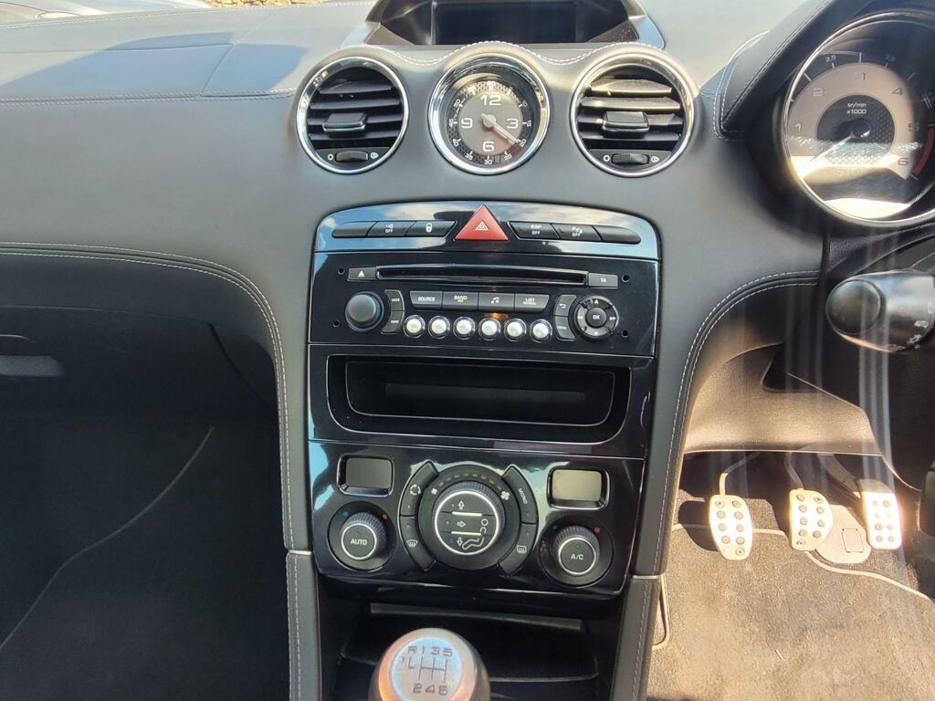 Peugeot RCZ White #30