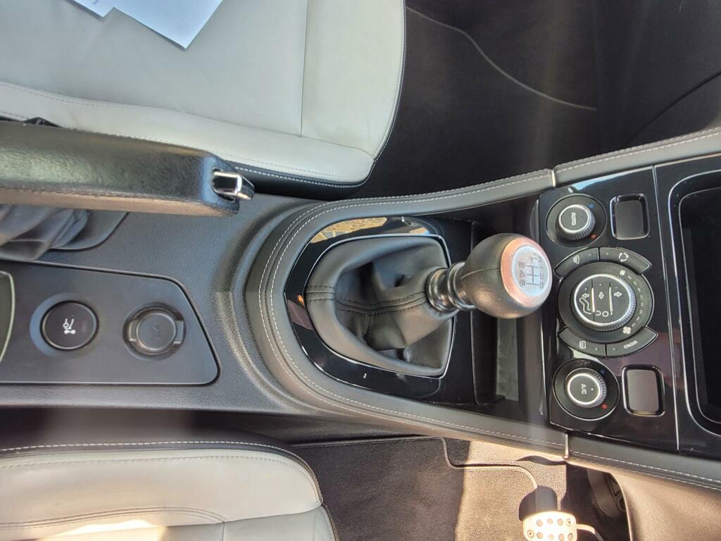 Peugeot RCZ White #24