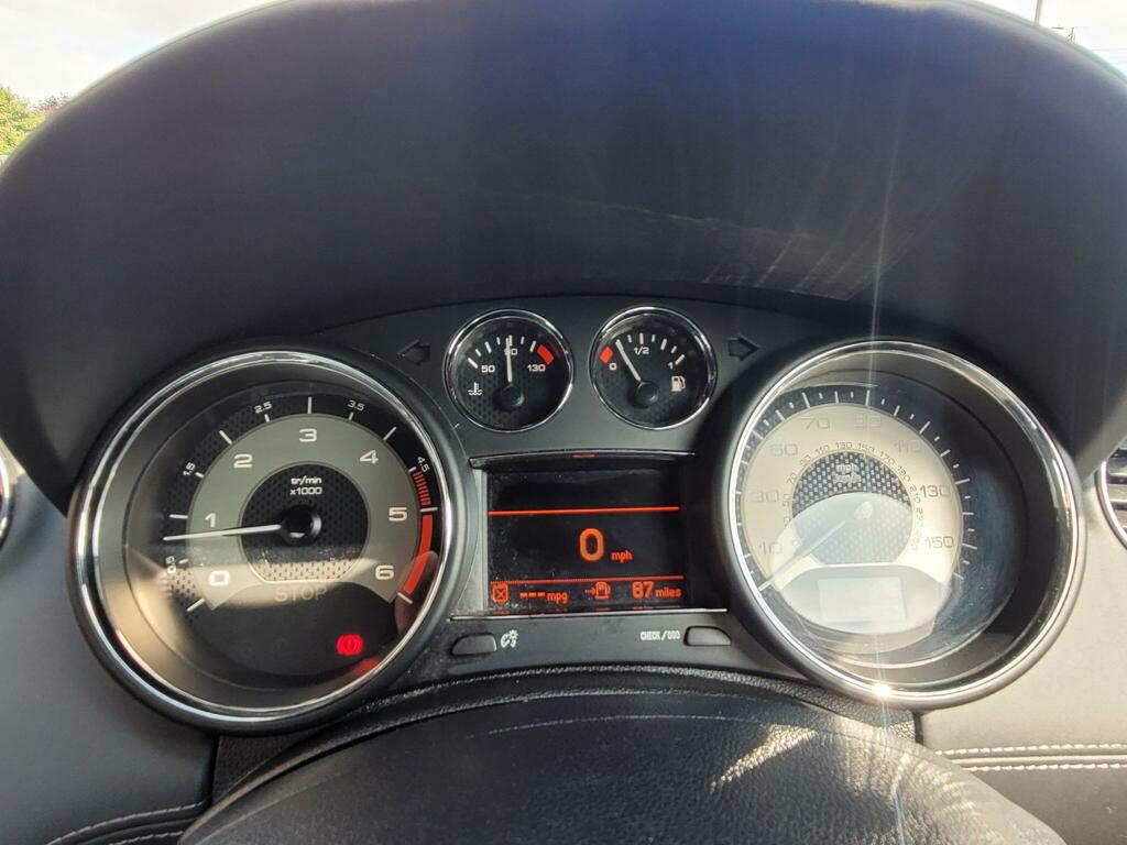 Peugeot RCZ White #28