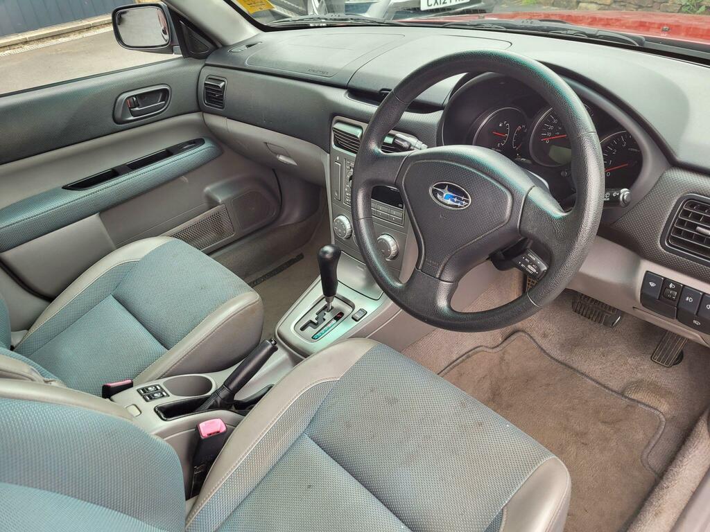 Subaru Forester Suv 2.0 Xt 200404 Red #19