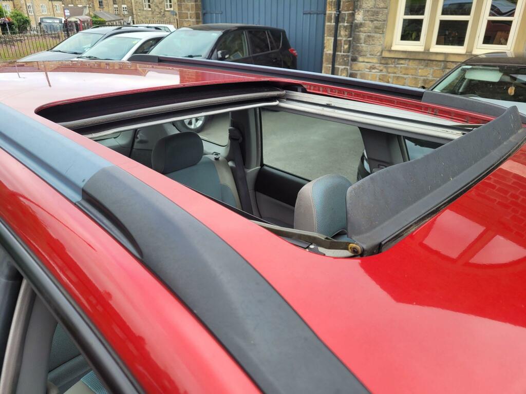 Subaru Forester Suv 2.0 Xt 200404 Red #16