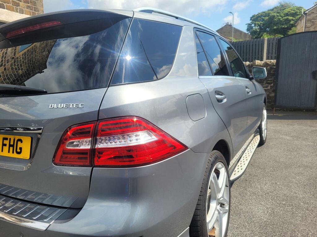 Mercedes-Benz M Class Sport Black #11