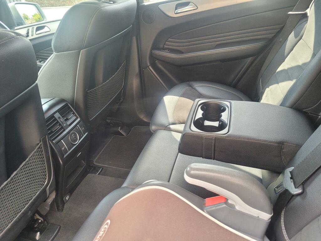 Mercedes-Benz M Class Sport Black #18