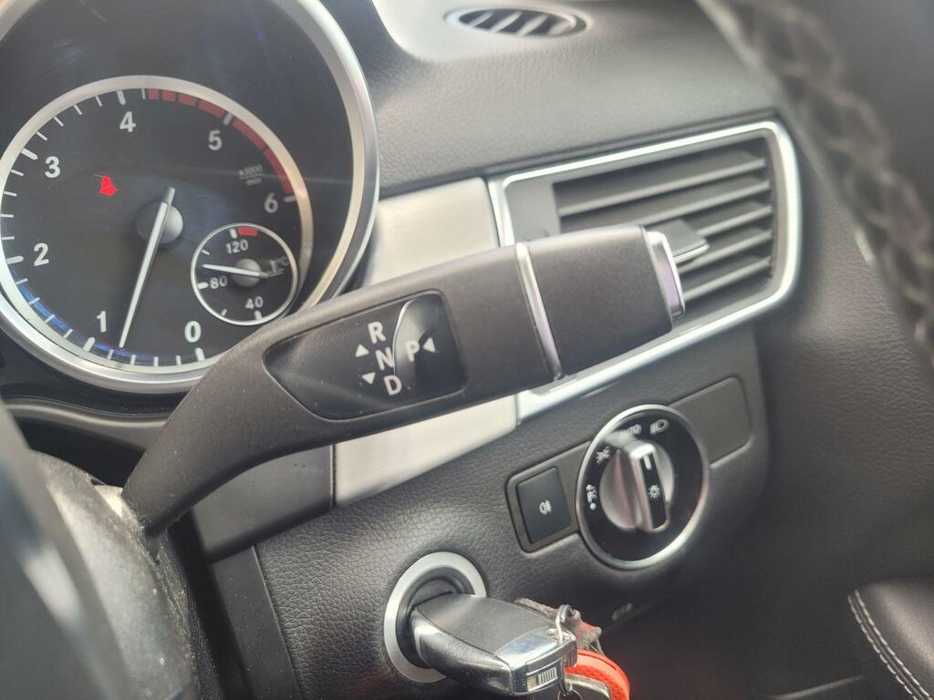 Mercedes-Benz M Class Sport Black #40