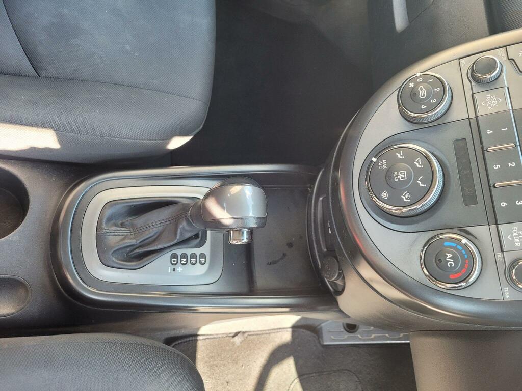 Kia Soul 1.6 Shaker Crdi 127 Bhp Brown #23
