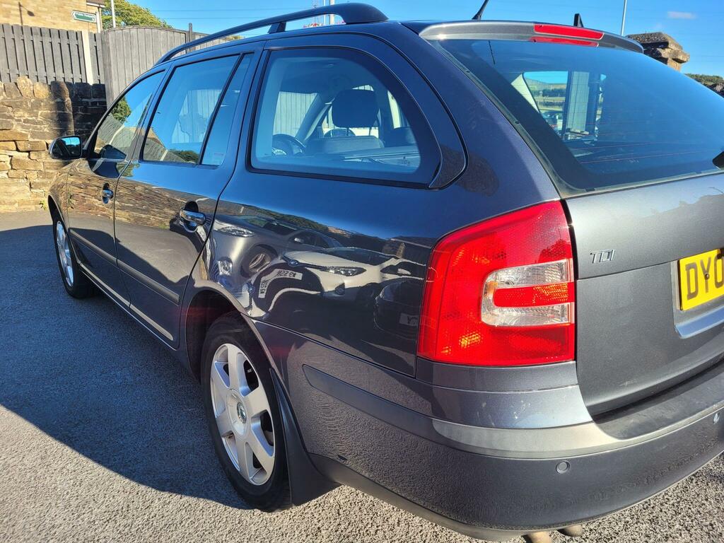 Skoda Octavia 1.9 Tdi Ambiente Euro 4 Black #12