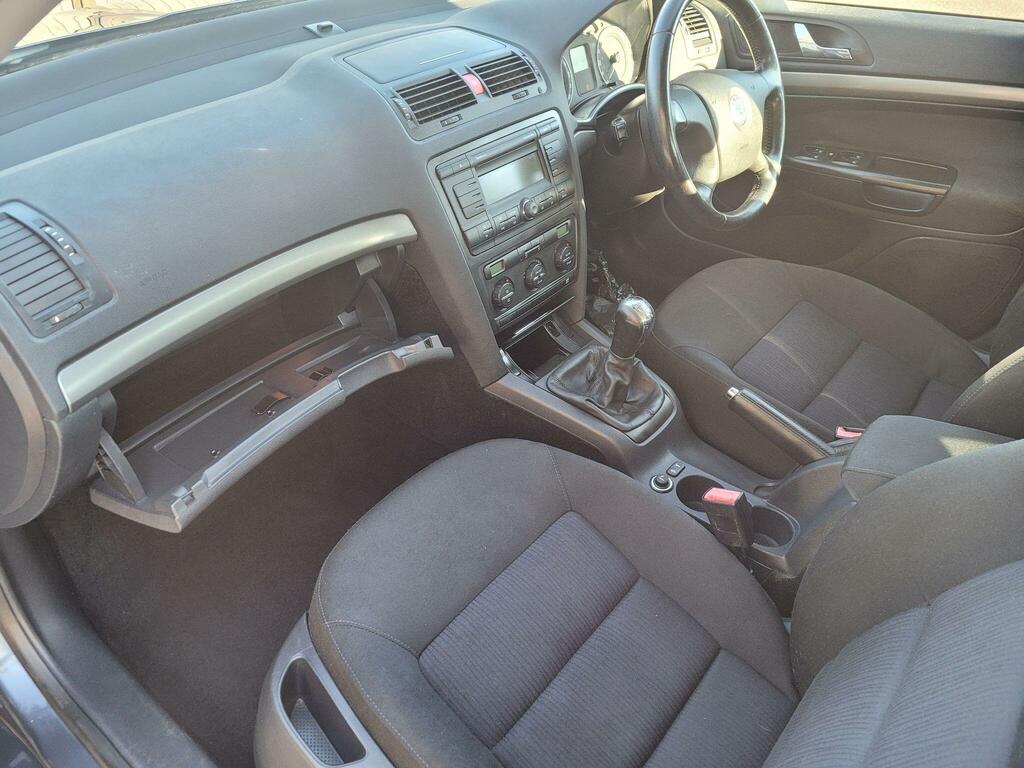 Skoda Octavia 1.9 Tdi Ambiente Euro 4 Black #15