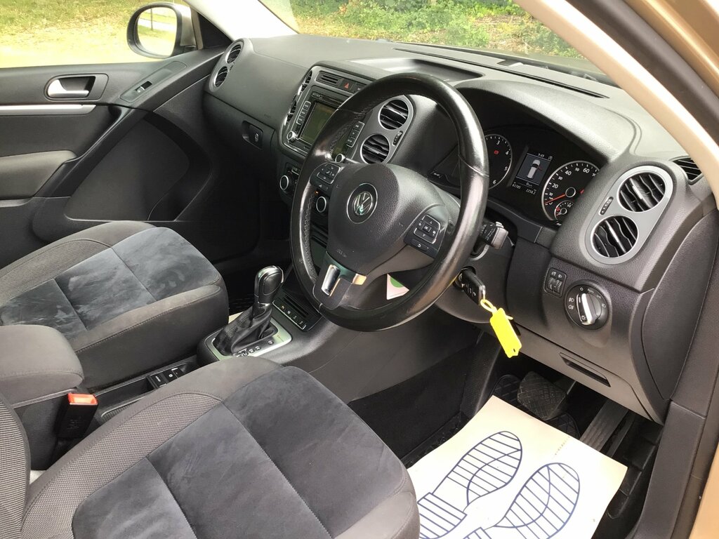 Volkswagen Tiguan 2.0 Tdi Bluemotion Tech Se Suv 2 Silver #13
