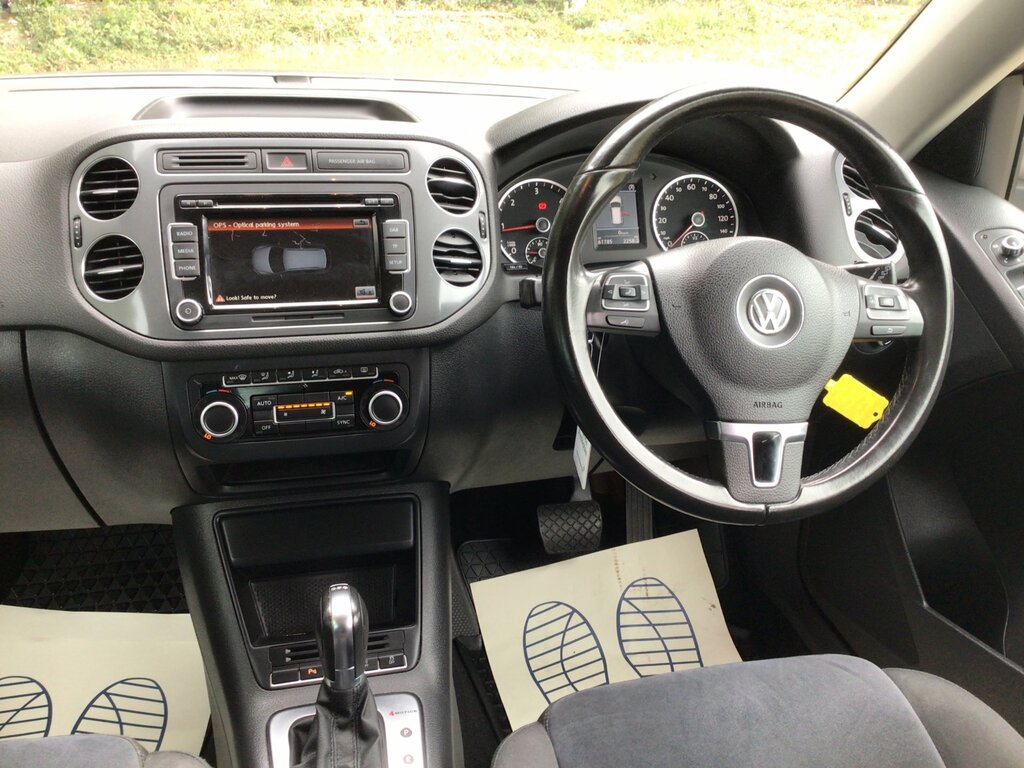 Volkswagen Tiguan 2.0 Tdi Bluemotion Tech Se Suv 2 Silver #19