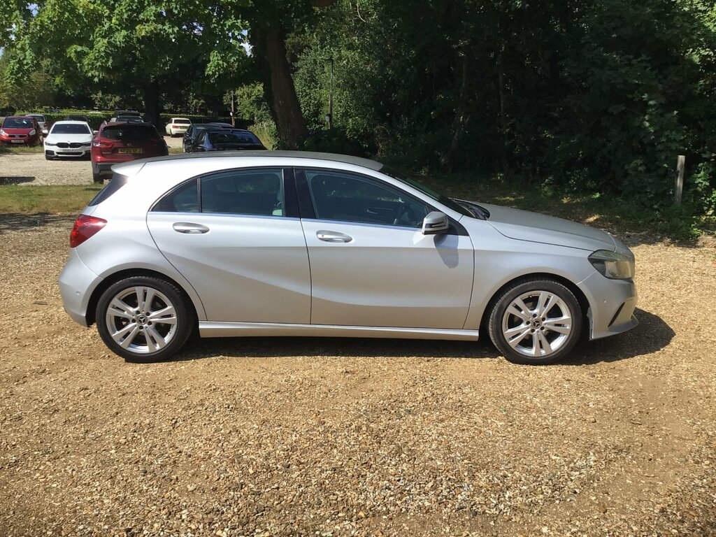 Mercedes-Benz A Class 1.5 A180d Sport Executive Hatchback M Silver #3