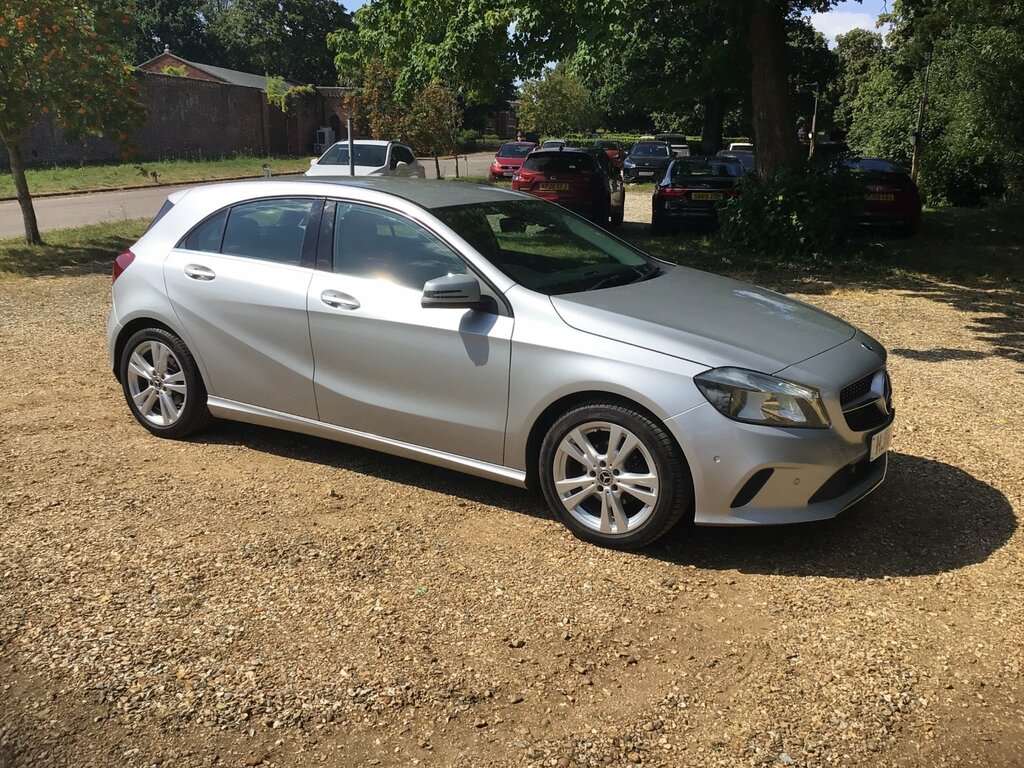 Mercedes-Benz A Class 1.5 A180d Sport Executive Hatchback M Silver #2