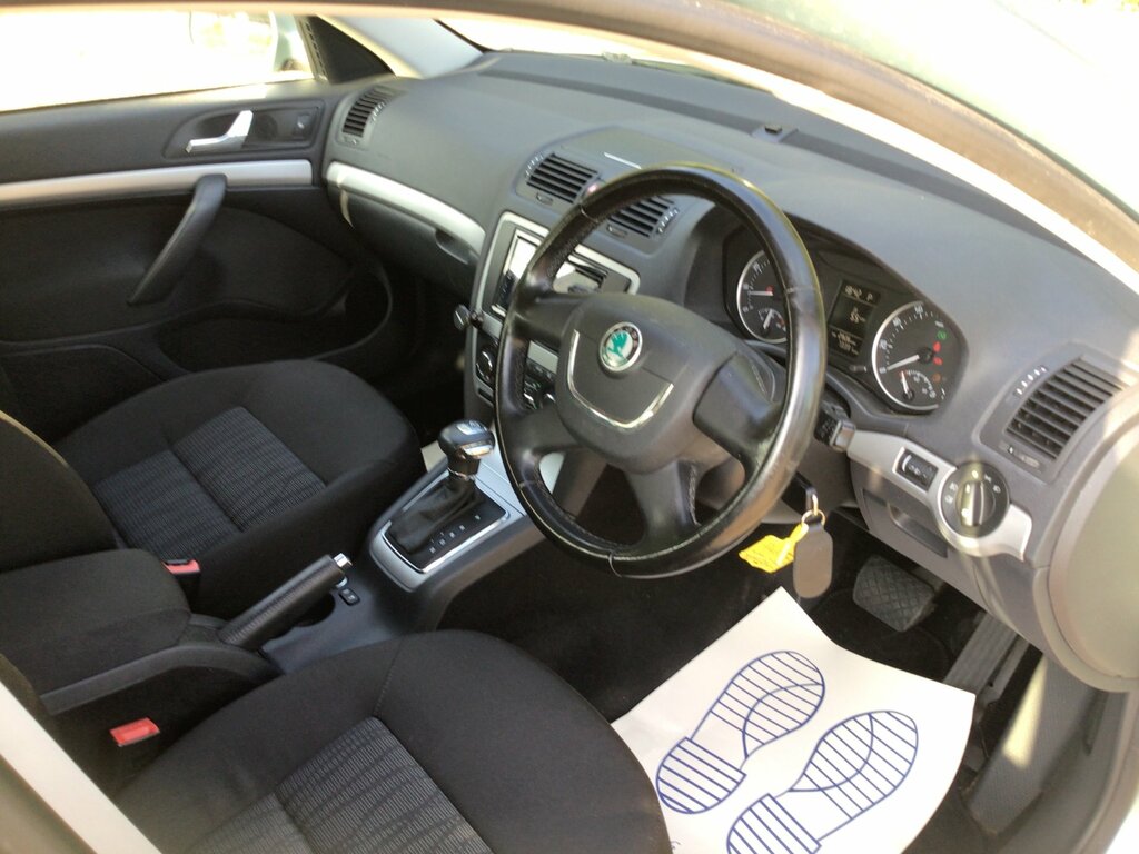 Skoda Octavia 2.0 Tdi Elegance Green #13