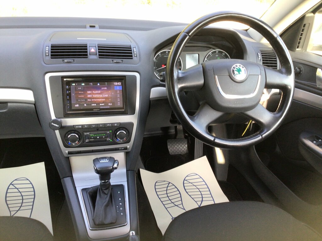 Skoda Octavia 2.0 Tdi Elegance Green #20