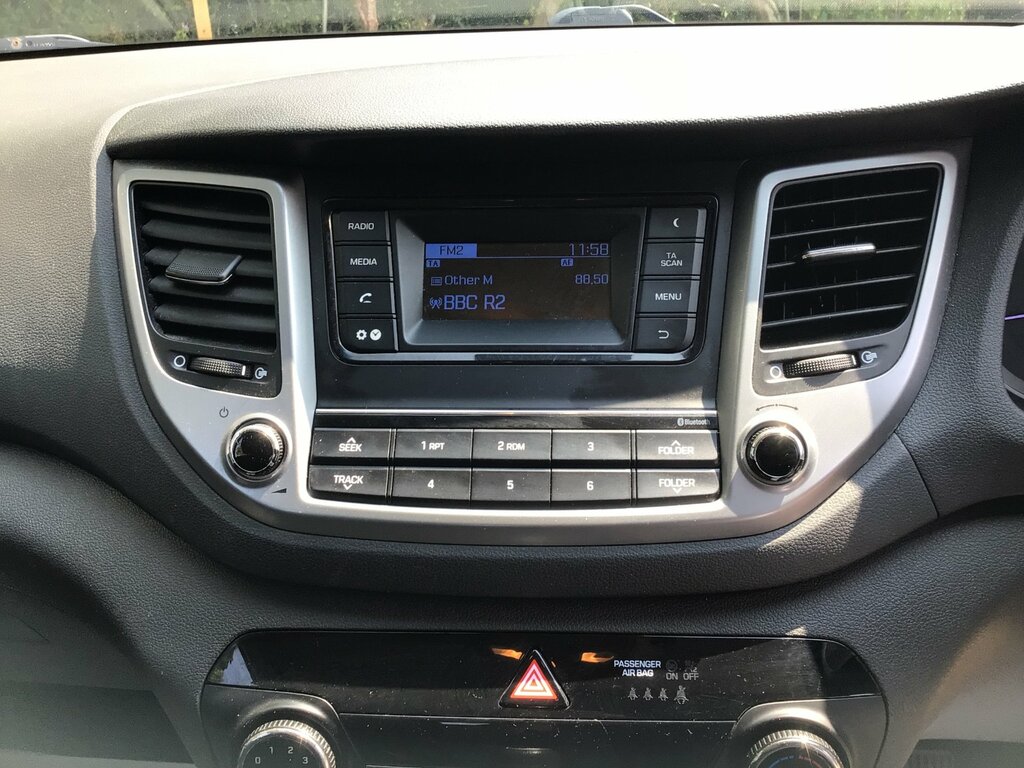 Hyundai Tucson Black #16