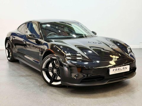 Porsche Taycan Performance Plus 93.4Kwh Black #6