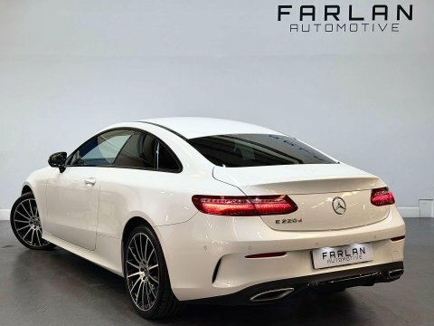 Mercedes-Benz E Class 2.0 E220d Amg White #4