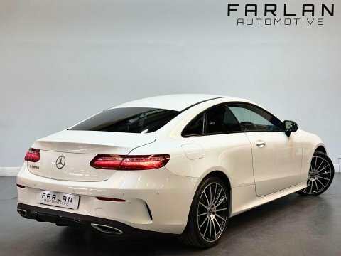 Mercedes-Benz E Class 2.0 E220d Amg White #5