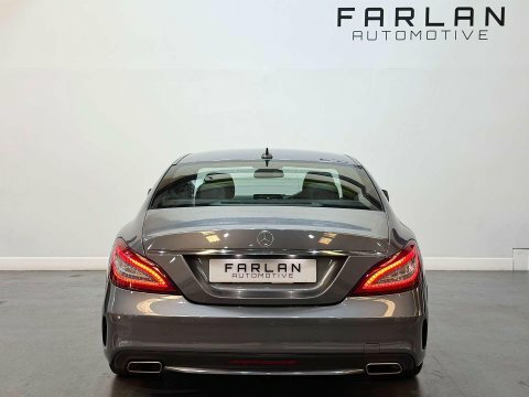 Mercedes-Benz CLS Saloon White #19