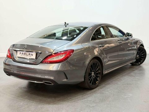 Mercedes-Benz CLS Saloon White #23